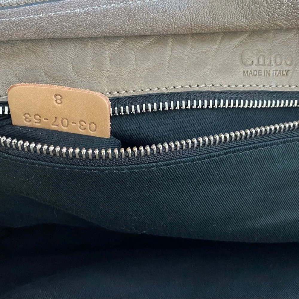 Chloe front pocket organizer tote